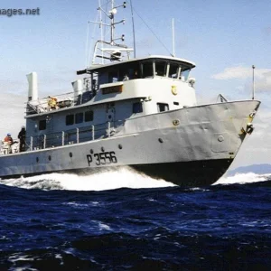 Inshore patrol craft HMNZS Hinau