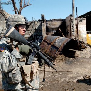 U.S. Army Sgt. provides security at Musayyib, Iraq