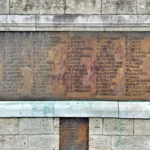 EVESHAM WAR MEMORIAL, WORCESTERSHIRE    WWI  (A)