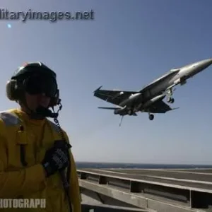 Hornet comes in nice and smooth