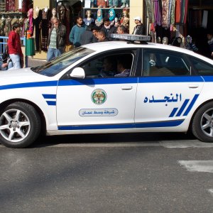 Jordanian_Police_automobile_(Audi).JPG