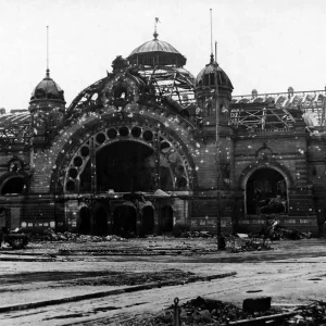 0000-Haupt_Bahnhof_main_railway_station_Cologne.jpg