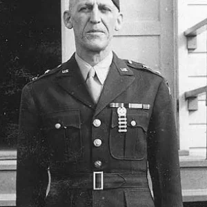 393-99-017-(Gen Walter-Lauer - Source - miaproject.net).jpg