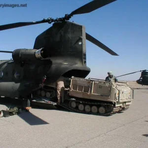 Offloading Bv206 from Chinook in Afghanistan