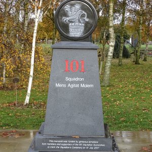 101 Squadron RAF  Memorial (1)