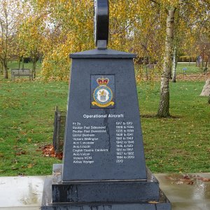 101 Squadron RAF  Memorial (2)
