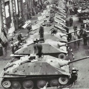 Jagdpanzer 38 (Hetzer) production line