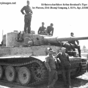 pz6_LAH_Tiger_1312_crew