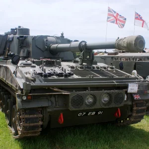 abbot self propelled 105mm artillery