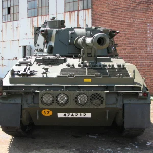 abbot self propelled 105mm artillery
