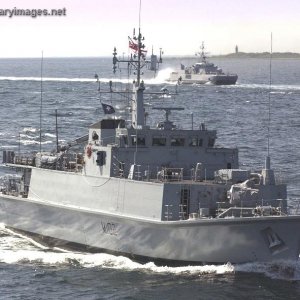 HMS Inverness (M102)