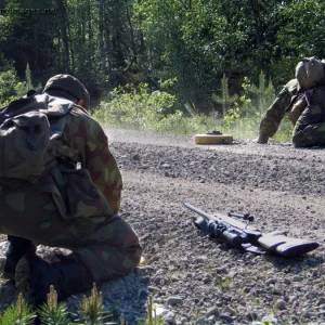 Rangers placing a landmine at Ex Krpp 2005