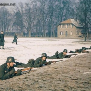 German troops on the rifle range
