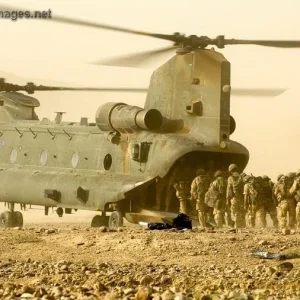 Troops from 3 Para board an RAF CH-47 Chinook