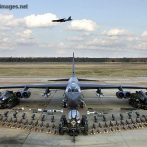 B52 Weapons Load