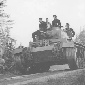 Pz.Kpfw III Ausf. J drives to the front on 1st July 1941