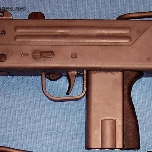 MAC 10