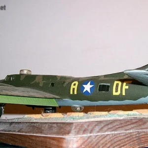 B-17 Flying Fortress, 1/72 scale