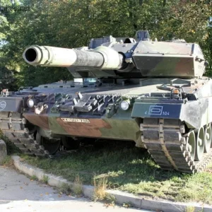 Leopard 2 A6