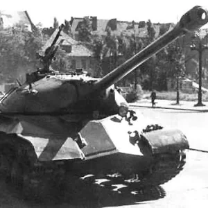 Iosif Stalin 3 (IS-3) Tank