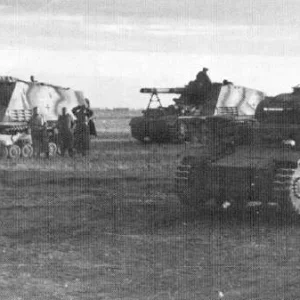 Hummel 150mm SP Artillery