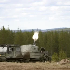 Tracked 120mm mortar