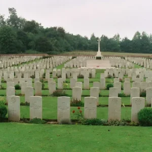 Flatiron Copse Cemetery, Maments France