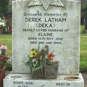 Derek, (Deka) latham