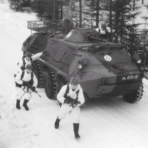 BTR-60 PB with Panzerjaegers