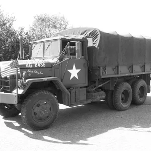 M35 2 ton cargo truck