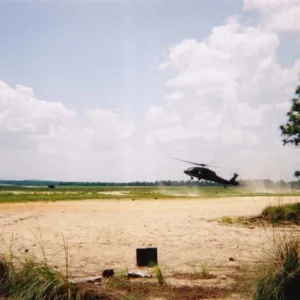 UH-60 Black Hawk Landing