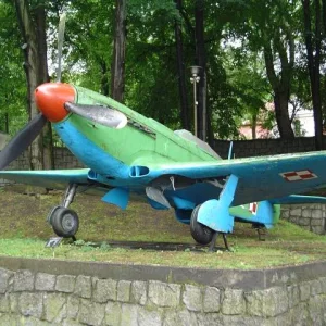 Yak-9