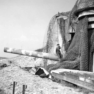 German Coastal Gun WW2