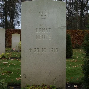 Neute,Ernst