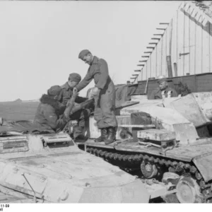 Bundesarchiv_Bild_101I-152-1811-09_Russland_Sturmgesch_tz_Sch_tzenpanzer