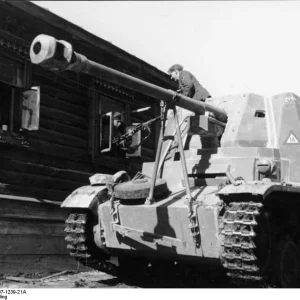 Bundesarchiv_Bild_101I-197-1239-21A_Russland-Mitte_Panzerj_ger_Marder_II_