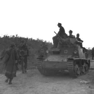 Bundesarchiv_Bild_101I-203-1680-14A_Albanien_deutsche_Soldaten_italienische