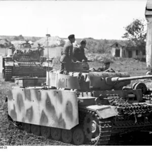 Bundesarchiv_Bild_101I-219-0595-23_Russland-Mitte-S_d_Panzer_III_N1