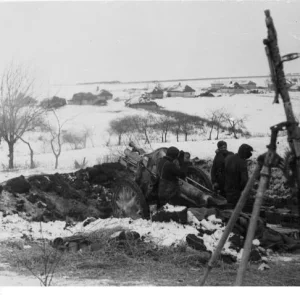 Bundesarchiv_Bild_101I-732-0131-32_Russland_Gesch_tzstellung_im_Winter