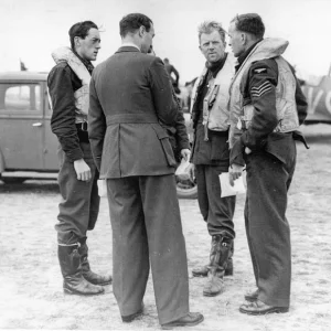 Debriefing pilots after the batle