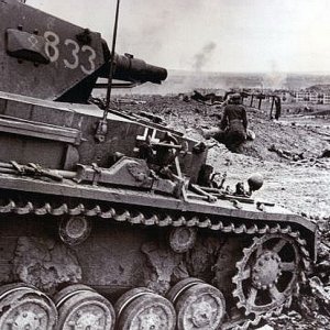 Panzer IV number 833