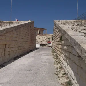 Fort Madliena, Malta