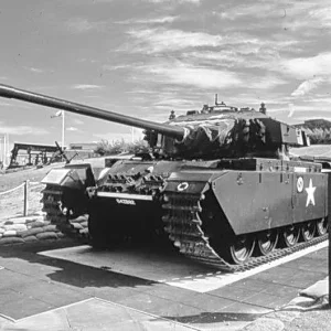 800px-Centurion_Tank_outside_the_Redoubt_Fortress2