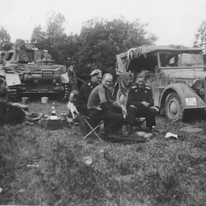 Horch_901_wehrmacht_PKW_car_5