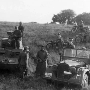 Horch_901_wehrmacht_PKW_car_11