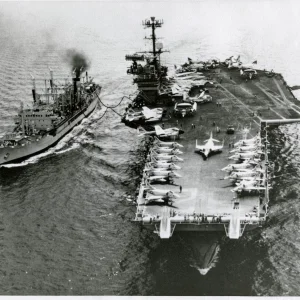 USS Independence & RFA Tidereach