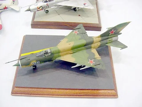 1/72 scale MiG-21SMT