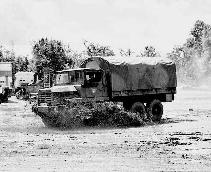 11-berliet-4