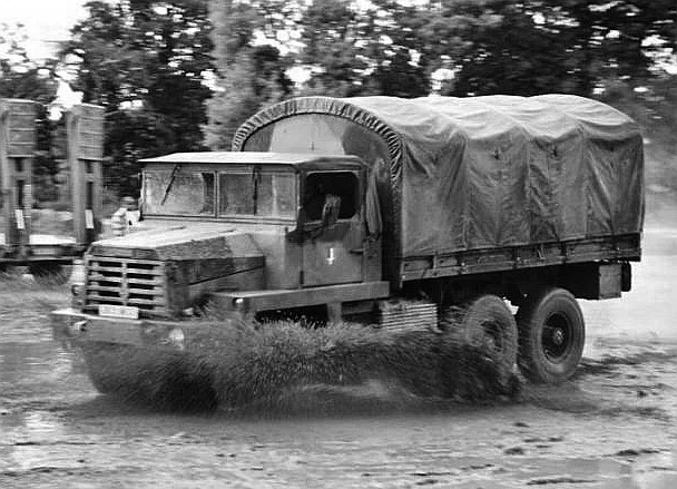 13-berliet-5