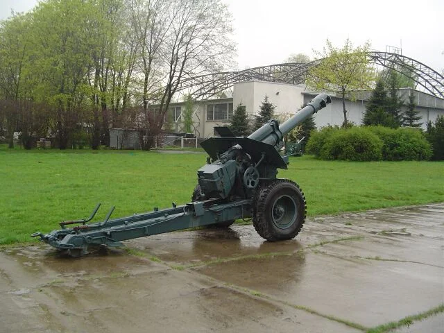 152 mm Howitzer model 1943